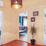 City Center Apartment For 7 People Walking Distance To Old Town By Eas