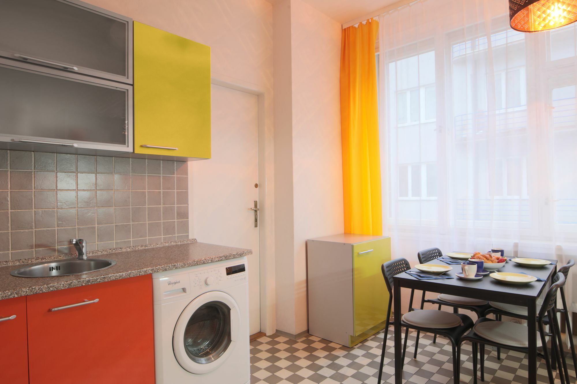 Center For 7 People Walking Distance To Old Town By Eas Apartment Prague